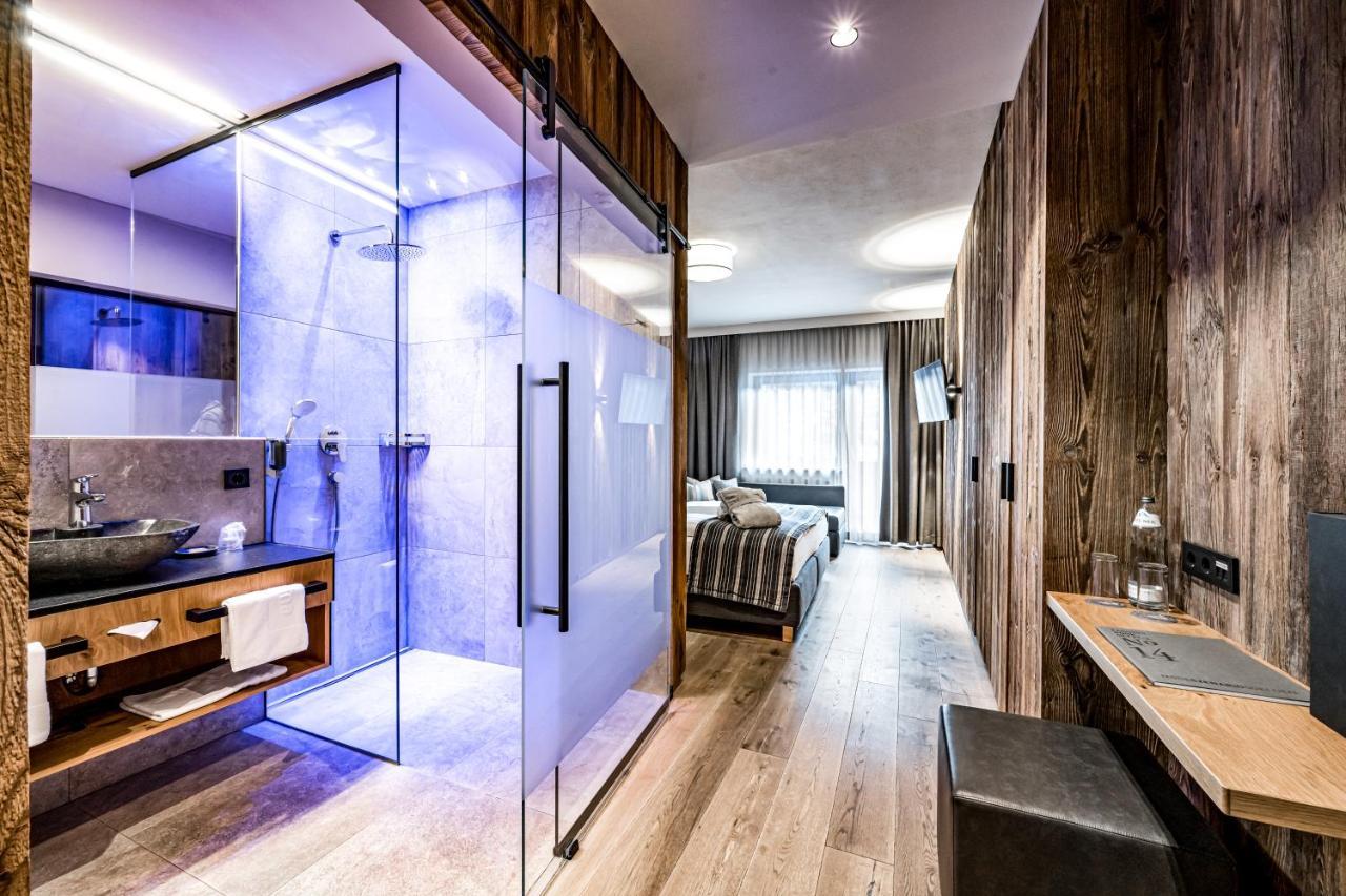 Hotel Alpina Sölden - Adults Only Exteriör bild